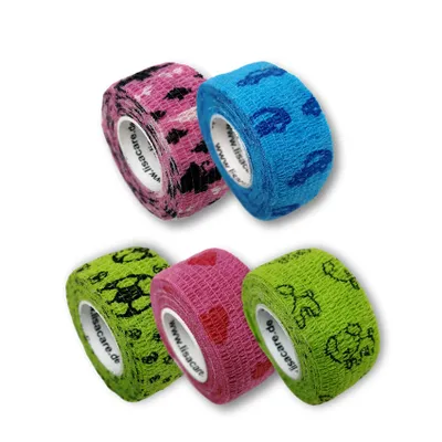 Produktbild von LisaCare Kinderpflaster - Selbstklebender Pflasterverband - 2,5cm x 4,5m - Kindermotive - 5er Set Fingerpflaster