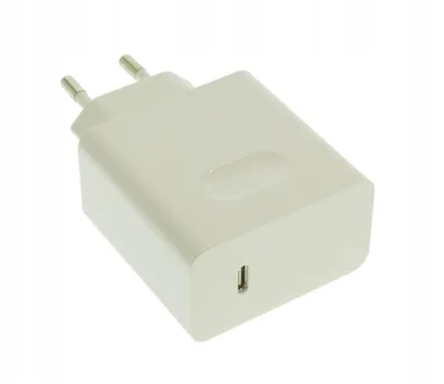 A white Huawei HW-200325 charger with a USB-C port and European plug prongs.
