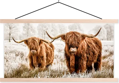 Produktbild von MuchoWow® Textilposter Schottisches Hochlandrind - Tiere - Kuh 120x60 cm mit holzfarbenen Rahmen - Klemmleiste