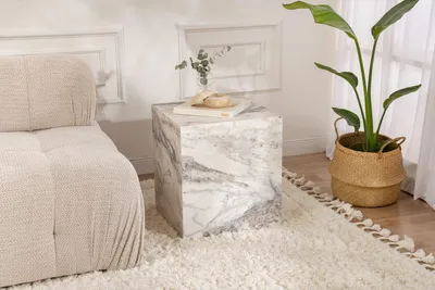 Image de Skye Decor, Küp - Freesia, table d'appoint, marbre freesia, 100% MDF, 45 x 45 x 50 cm
