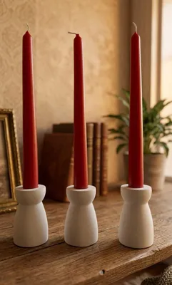 Produktbild von Evila Originals, Hochwertiges Kerzenständer-Set (6 Teile), Weiß und Rot, 8 x 5 cm & 24 x 2 cm | 100% Paraffinwachs, Baumwolldocht, Duftneutral | Perfekt für jeden Anlass!