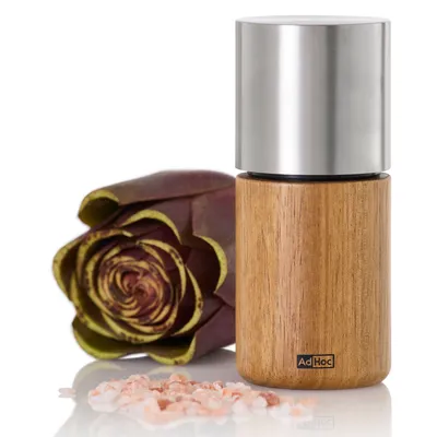 Obrázek produktu pro ruční mlýnek na koření, pepř nebo sůl IKON mini v. 11,5 cm akátové dřevo AdHoc