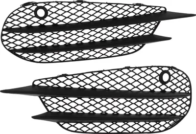 Immagine prodotto di Griglie per fendinebbia anteriori, come ricambio per Mercedes-Benz Classe C W205 C205 S205, versione AMG Line, dal 2015 al 2018