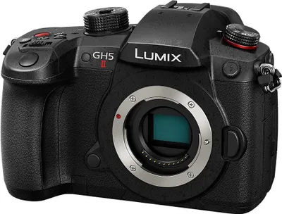 Produktbild von Panasonic Lumix GH5M2, 20,33 MP, 5184 x 3888 Pixel, Live MOS, 4K Ultra HD, Touchscreen, Schwarz