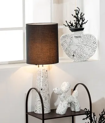 Produktbild von Gilde Tischleuchte, Modern Art, Keramik, schwarz, weiß, VE 2, D. 24 cm Höhe: 66.50 cm Durchmesser: 24.00 cm 55900