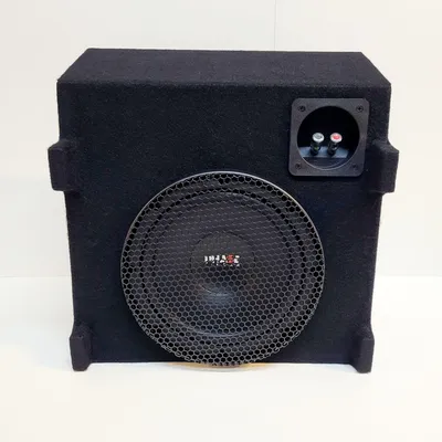 Produktbild von Phase Linear Subwoofer Gehäuse passgenau für VW T5/T6 300 Watt 1 Stück