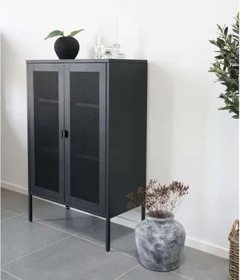 Produktbild von Melbourne Vitrinenschrank mit Drahtgittertüren, schwarz.