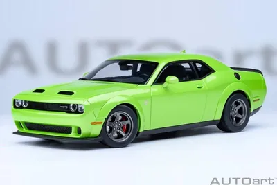 Produktbild von Autoart 71769 - 1/18 Dodge Challenger SRT Superstock 2023 (Sublime) - Neu