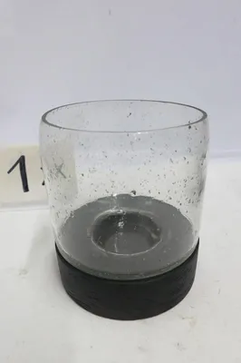 Produktbild von Gilde Windlicht, Inuit, Glas, Mangoholz, braun, klar, VE 2, D. 12 cm Höhe: 15.00 cm Durchmesser: 12.00 cm 55821