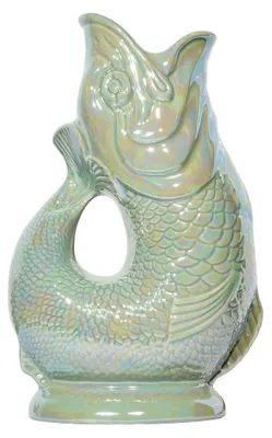 Produktbild von Gluckigluck Wasserkaraffe mit Gluckergeräusch, handgefertigt, ikonisches Design, Farbe:Salbeigrün schimmernd, Fassungsvermögen:1,2 L