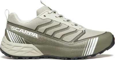 Trailrunning-Schuhe "Ribelle Run LT" von Scarpa in olivgrün mit reflektierenden Streifen und griffiger Sohle.