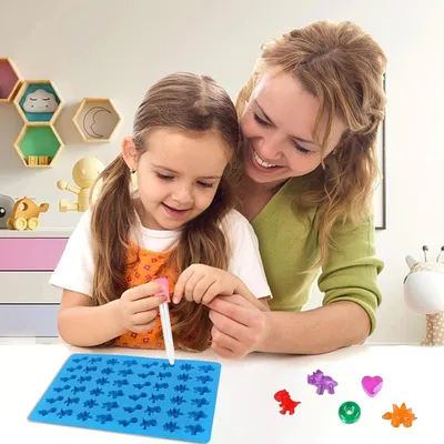 Obrázek produktu pro Forma na gumové medvídky, 6 kusů, silikonové formy na bonbóny, se 2 pipetami, psí sušenky, forma na pečení, silikonová forma, forma na kostky ledu, srdce, na bonbóny, želé, čokoládu