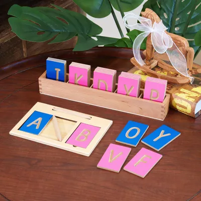 Zdjęcie produktu dla Tablica Montessori z 27 elementami dla dzieci
