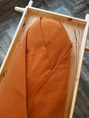 Productafbeelding van Unyqoos® lijkwade – Heksenfyt buitenkant, biologische katoenen wafelstructuur binnenkant, oranje (herfstkleur), 420 g/m², biologisch afbreekbaar, geschikt voor natuurbegraafplaatsen en crematie