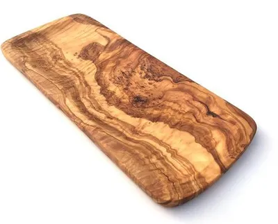 Produktbild von Famanu rechteckige Olivenholz Servierplatte - handgefertigt - 35 cm Länge