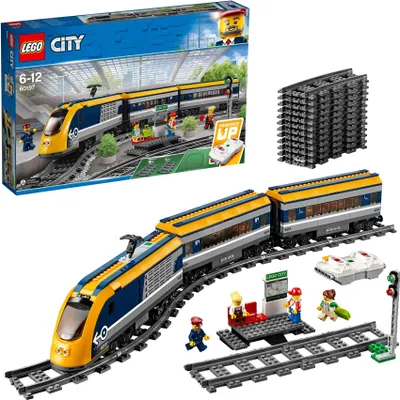 Produktbild von LEGO 60197 City Personenzug mit batteriebetriebenem Motor, ferngesteuertes Set mit Bluetooth-Verbindung, Schienen und Zubehör
