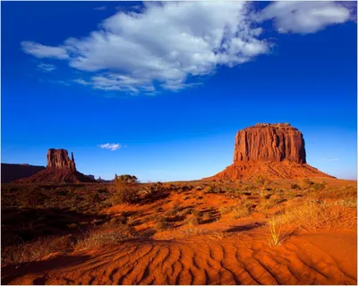 Produktbild von Wallario Poster - Monument Valley am Abend I, Kunstdruck Größe: 40 x 50 cm