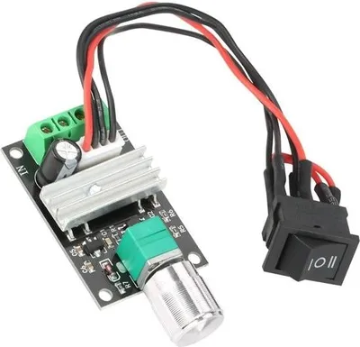 Obrázek produktu pro 6 V, 12 V, 24 V, 3 A, PWM regulace otáček motoru – napěťový rozsah 12 až 18 V – reverzibilní regulátor s přepínačem.