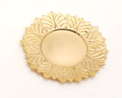 Produktbild von Kerzenteller, Sonnenteller, Messing Gold poliert, Ideal für Kerzen bis Ø 10 cm