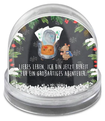 Produktbild von Mr. & Mrs. Panda Weihnachts Schneekugel Pinguin & Maus Wanderer - Kreidetafel - Geschenk, Wanderlust, Weihnachten, Große, schnee kugel, glitzerkugel, Wandern, Abenteuer