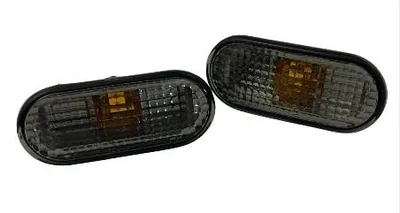 Produktbild von Blinker 2x Seitenblinker schwarz + Fassung für VW Bora T5 Golf 3 4