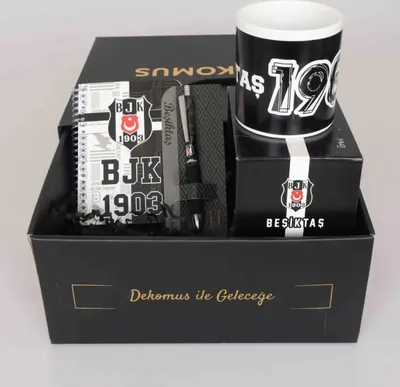 Produktbild von Beşiktaş Fan Geschenkbox Set, Tasse, Notizbuch, Kugelschreiber, offiziell lizenziert, Fanartikel Geschenkset, Fußball Fan Merch Besiktas BJK 1903
