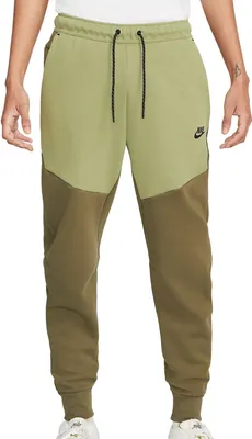 Produktbild von Nike Sportswear Tech Fleece Jogginghose Herren