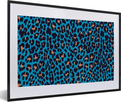 Produktbild von MuchoWow® Gerahmtes Poster Leopardenmuster - Design - Blau 60x40 cm - Poster mit Schwarzem Bilderrahmen Wandposter Rahmen Foto Bilder - Schlafzimmer - Plakat in Rahmen - Drucken