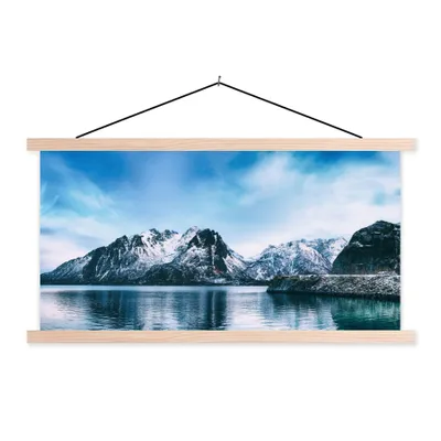 Produktbild von MuchoWow® Textilposter Wasser - Berge - Natur 60x30 cm mit holzfarbenen Rahmen - Dekoration
