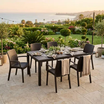 Immagine prodotto di Milani Home - Set Tavolo Fisso In Wicker Cm 150x90 Compreso Di 6 Sedute Colore Marrone - Marrone