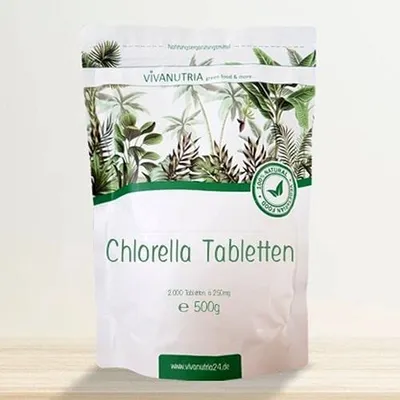 Produktbild von VivaNutria, 500g Chlorella Presslinge, 2000 Tabletten á 250mg, Algen Tabs, ohne Zusätze, 100% rein und natürlich, aus kontrolliertem Anbau