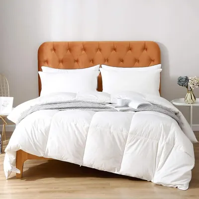 Image de Couette en duvet 10%, dimensions 200x200 cm, respirante, pour toute l'année