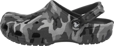 Produktbild von Crocs Classic Printed Camo Clog Sandalen Slate Grey/Multi 41-42