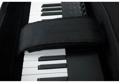 Produktbild von Gator Cases GKB-61 SLIM, Schwarz, Nylon, MIDI-Keyboard-Gehäuse, Schutzhülle, Reißverschluss, Schwarz