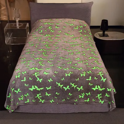 Productafbeelding van Fleece Dekentje met Glow in the Dark Vlinders voor Eenpersoonsbed