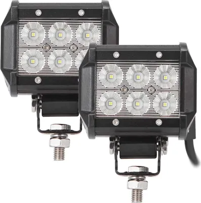 Produktbild von Greenmigo 2 Stück 18W LED Arbeitsscheinwerfer LED Zusatzscheinwerfer LED Scheinwerfer 12V Auto Scheinwerfer Offroad Flutlicht Wasserdicht IP67 Arbeitslicht