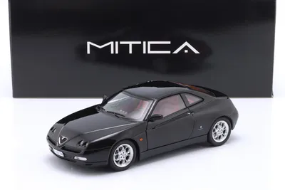 Obrázek produktu pro Alfa Romeo GTV 3.0 V6 24V 1998 – 1:18 – Mitica