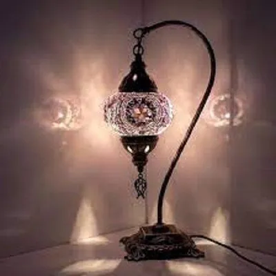 Produktbild von Türkische Tischlampe Bogenmodell Mosaikglas lila - Orientalische Tischlampe handgefertigt, 42 cm hoch
