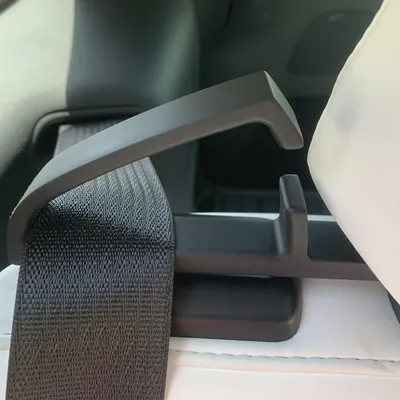 Productafbeelding van BKICKI veiligheidsgordelhouder voor Tesla Model Y 2020-2024, achterbank