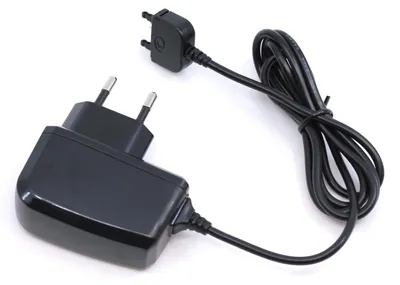 Produktbild von Ladegerät für Sony Ericsson K610i K618i K630i K660i K750i K770i 1A mungoo