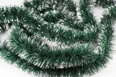 Produktbild von Weihnachtsgirlande Lametta 5cm x 3m Dunkelgrün matt / Silber