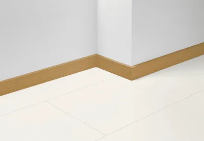 Produktbild von Sockelleiste SL18 Eiche E001 2200 x 70 x 16,5 mm