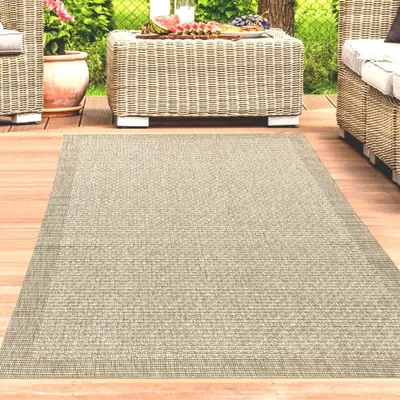Zdjęcie produktu dla Dywan nowoczesny do użytku zewnętrznego i wewnętrznego jednokolorowy w kolorze beżowym Rozmiar - 200 x 290 cm