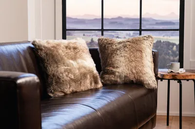 Produktbild von FRANK FLECHTWAREN Kissenhülle Felloptik 45 x 45 cm, Edles Design, Chalet-Landhausstil, modern