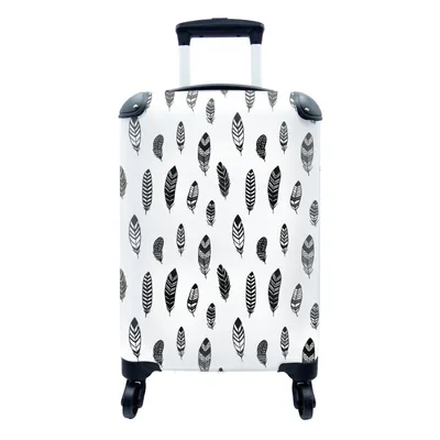Produktbild von MuchoWow® Koffer Handgepäck Trolley Rollkoffer Kleine Reisekoffer mit 4 Rollen - Federn - Schwarz und weiß - Muster - Vogel - Cabin Size < 55x40x23 cm & 55x40x20 cm - Fotokoffer - Kabinenkoffer - Boardgepäck - Reise-Box - Reisekoffer - Reisegepäck - Koffer mit Bild - Trolley für Kinder