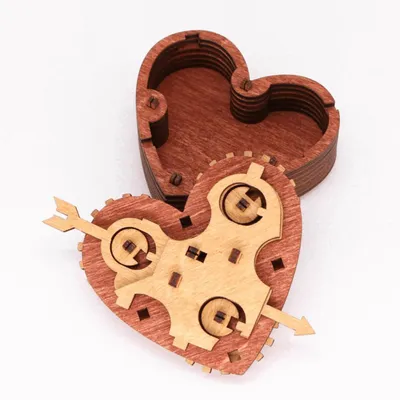 Produktbild von Tin Woodman's Heart Schatzkiste mit Schloss Rätselbox