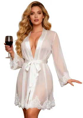 Imagen del producto de Camisón estilo kimono con encaje, disponible en tallas grandes