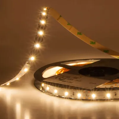 Produktbild von ISOLED LED SIL825 Flexband Streifen, 24V, 4,8W, IP20, warmweiß, 60 LED/m