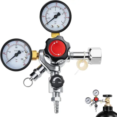 CO2-Druckregler W21.8, Doppelmanometer, Druckbegrenzungsventil