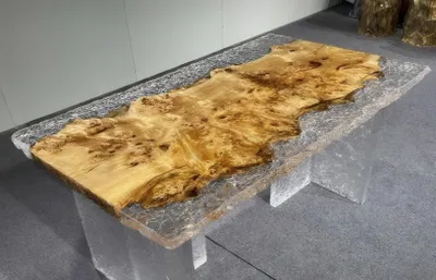 Produktbild von Eleganter Esstisch Moderner Epoxidtisch Esszimmer Eisstruktur Tisch